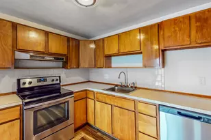 39 Englewood Ave, Boston, MA 02135 - Photo 6