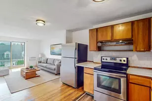 39 Englewood Ave, Boston, MA 02135 - Photo 8