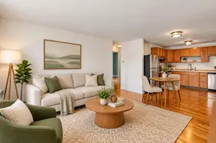 39 Englewood Ave, Boston, MA 02135 - Photo 1
