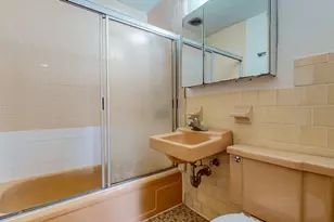 39 Englewood Ave, Boston, MA 02135 - Photo 22