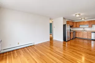 39 Englewood Ave, Boston, MA 02135 - Photo 10