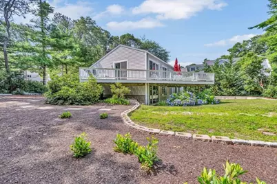 27 Running Light Way, Mashpee, MA 02649 - Photo 2