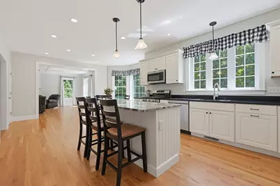 22 Chamberlains Mill Ln, Groton, MA 01450 - Photo 10