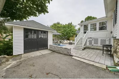 41 Lynde Ave, Melrose, MA 02176 - Photo 22