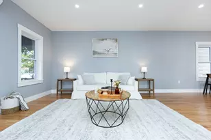 17 Scott St, New Bedford, MA 02744 - Photo 4