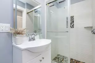 17 Scott St, New Bedford, MA 02744 - Photo 10