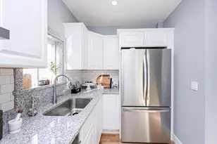 17 Scott St, New Bedford, MA 02744 - Photo 8