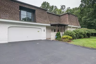 177 Porter Lake Dr #177, Springfield, MA 01106 - Photo 2
