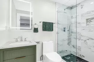 181 Maverick St, Boston, MA 02128 - Photo 12
