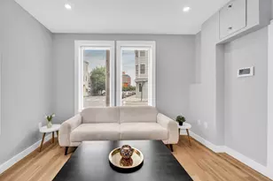 181 Maverick St, Boston, MA 02128 - Photo 8