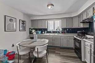 554 Third St, Fall River, MA 02721 - Photo 4