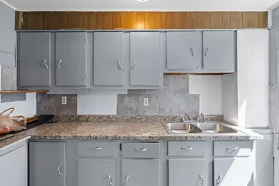 554 Third St, Fall River, MA 02721 - Photo 14