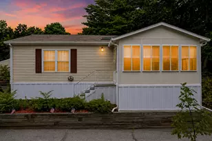 47 Washington St, Auburn, MA 01501 - Photo 2