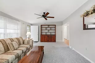 47 Washington St, Auburn, MA 01501 - Photo 6