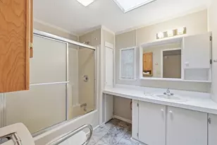 47 Washington St, Auburn, MA 01501 - Photo 22