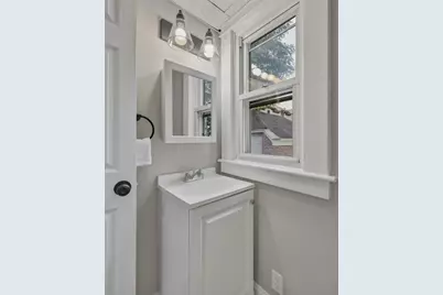 1200 Saint James Ave, Springfield, MA 01104 - Photo 14