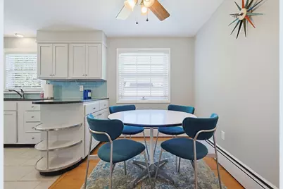 18 Fletcher St, Worcester, MA 01604 - Photo 14