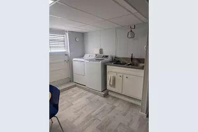18 Fletcher St, Worcester, MA 01604 - Photo 36