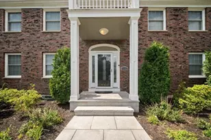 10 Juniper Hill Rd, Waltham, MA 02452 - Photo 2
