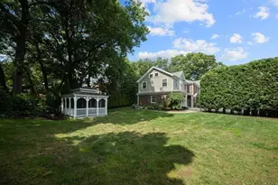 10 Juniper Hill Rd, Waltham, MA 02452 - Photo 36