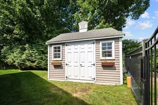 10 Juniper Hill Rd, Waltham, MA 02452 - Photo 38
