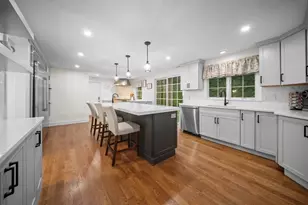 10 Juniper Hill Rd, Waltham, MA 02452 - Photo 6