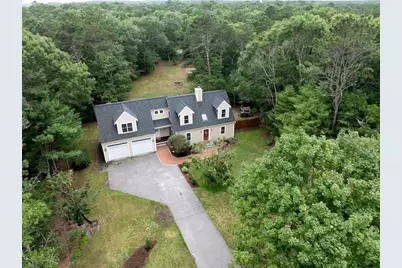 185 Bournehurst Drive, Plymouth, MA 02360 - Photo 2