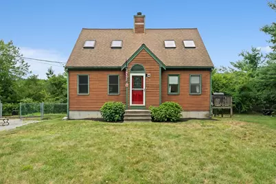 190 Monroe St, Pembroke, MA 02359 - Photo 1