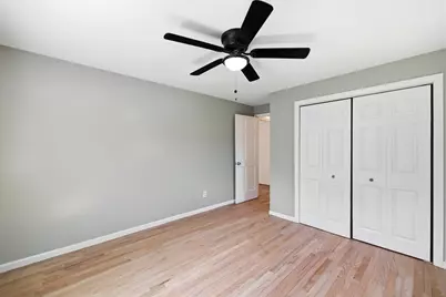1056 North West St, Agawam, MA 01001 - Photo 18