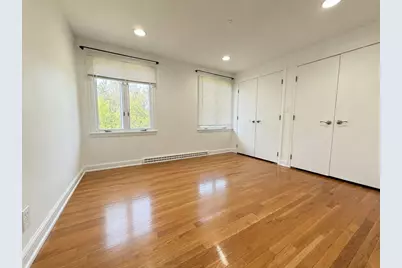 26 Hanmond Pond Pkwy #0, Brookline, MA 02467 - Photo 6
