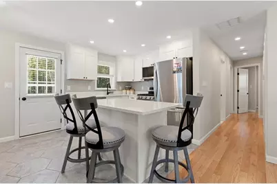 43 Newport Drive, Westford, MA 01886 - Photo 4