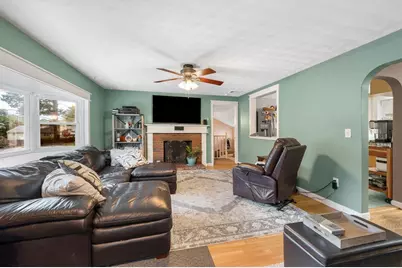 77 Valley Road, Dracut, MA 01826 - Photo 6