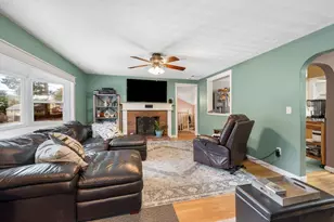 77 Valley Rd, Dracut, MA 01826 - Photo 6