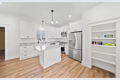 218 South Ave, Whitman, MA 02382 - Photo 6