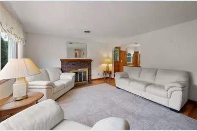 16 Davis Rd, Stoughton, MA 02072 - Photo 8