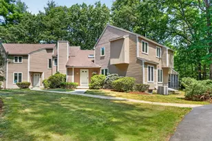 8 Pilgrim Dr, Westford, MA 01886 - Photo 2