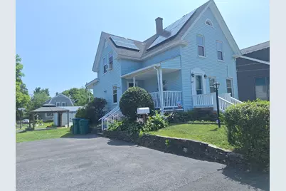 407 Clarendon St, Fitchburg, MA 01420 - Photo 2