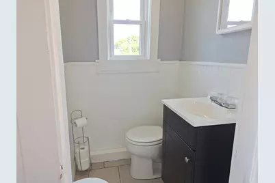 407 Clarendon St, Fitchburg, MA 01420 - Photo 24