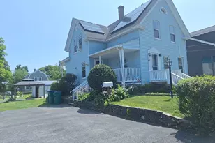 407 Clarendon St, Fitchburg, MA 01420 - Photo 1