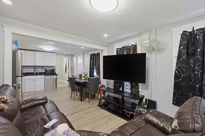 6-8 Howell Ct, Chelsea, MA 02148 - Photo 4