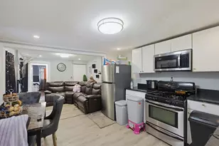 68 Howell Ct, Chelsea, MA 02150 - Photo 6