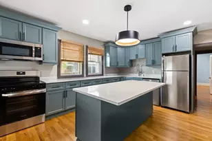 46 Revere St, Everett, MA 02149 - Photo 16
