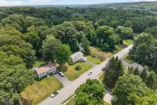 201 Swift Rd, Northbridge, MA 01588 - Photo 4