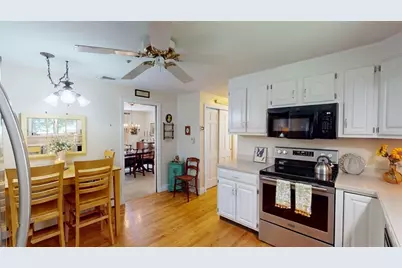 41 Wagon Wheel Rd, North Attleboro, MA 02760 - Photo 12