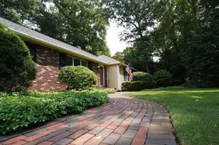 41 Wagon Wheel Rd, North Attleboro, MA 02760 - Photo 4