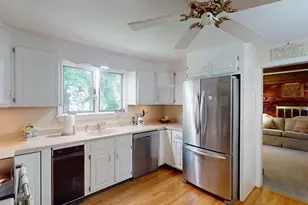 41 Wagon Wheel Rd, North Attleboro, MA 02760 - Photo 10