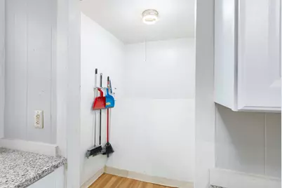 124 Belmont St, Worcester, MA 01605 - Photo 18