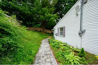 79 Brookville Ave, Brockton, MA 02302 - Photo 28