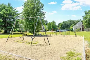 172 Ayer Rd, Shirley, MA 01464 - Photo 10