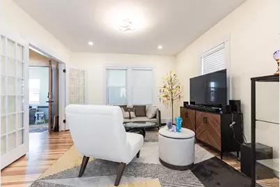 78 Arnold St, Quincy, MA 02169 - Photo 4